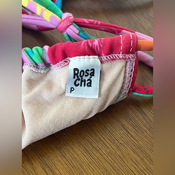 Rosa Chá bikini - Picture 3 of 4